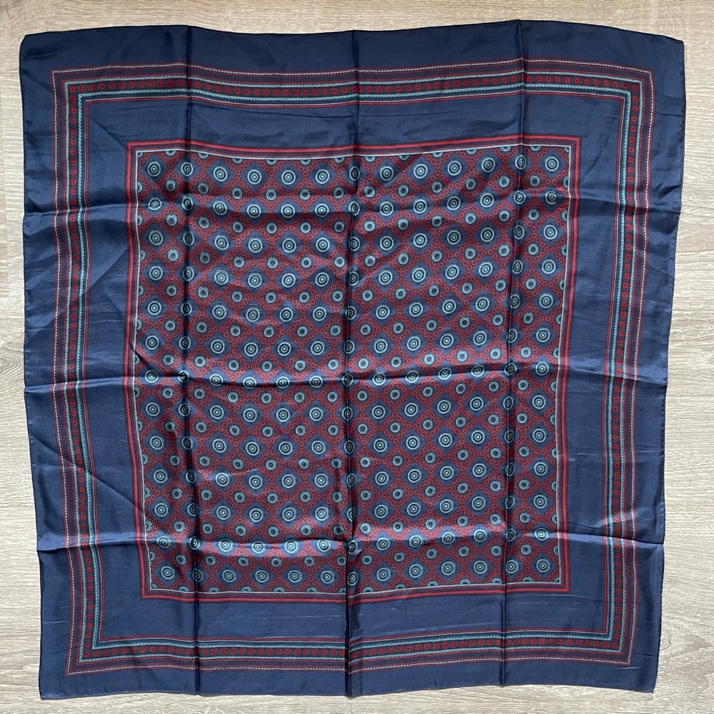 Vtg Navy/Red/White Patterned 27” Square Scarf